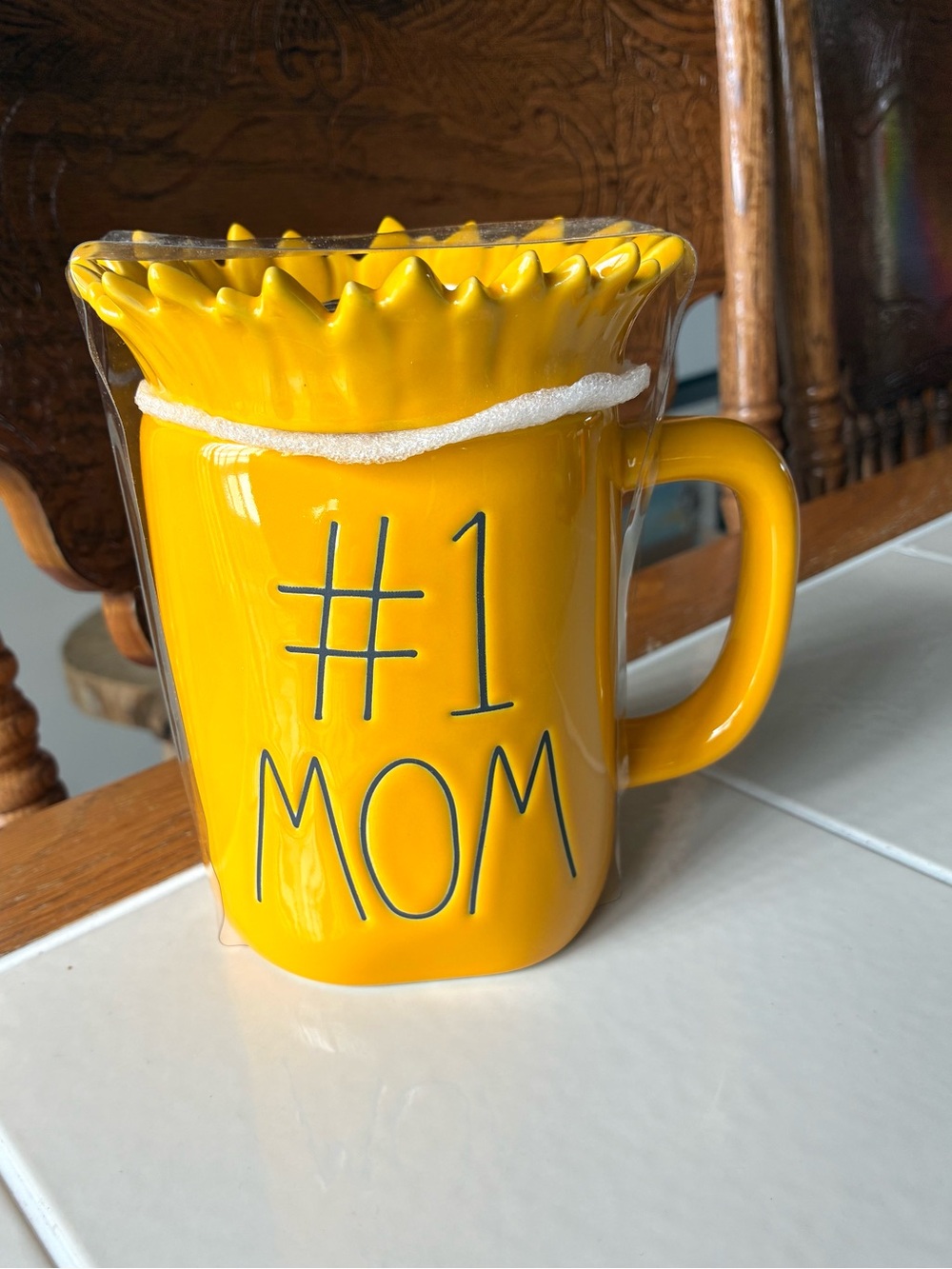 Rae Dunn #1 MOM Mug With Sunflower Top